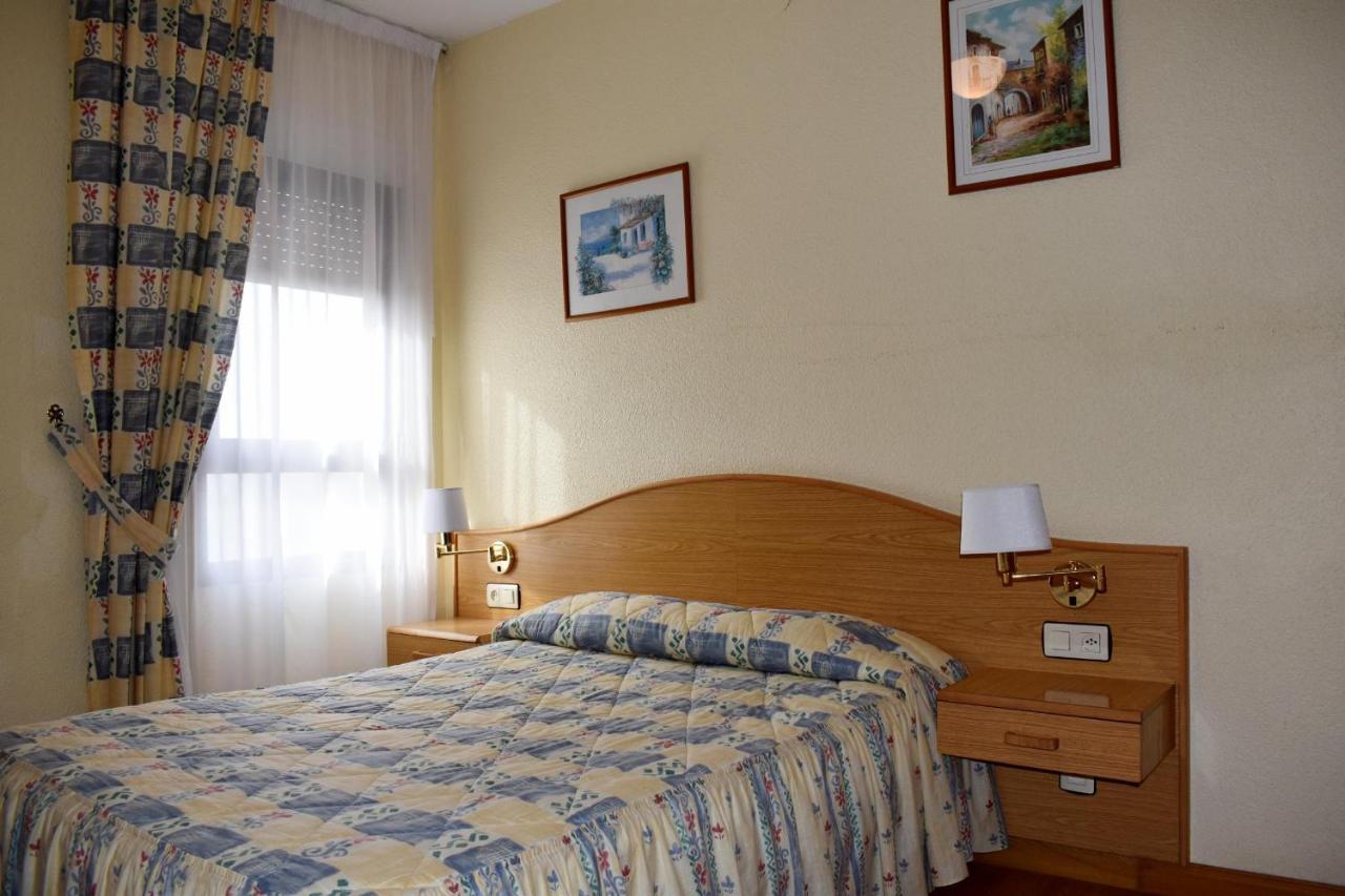 Hotel Ria De Vigo "Tierra De Campos" Becilla de Valderaduey Buitenkant foto